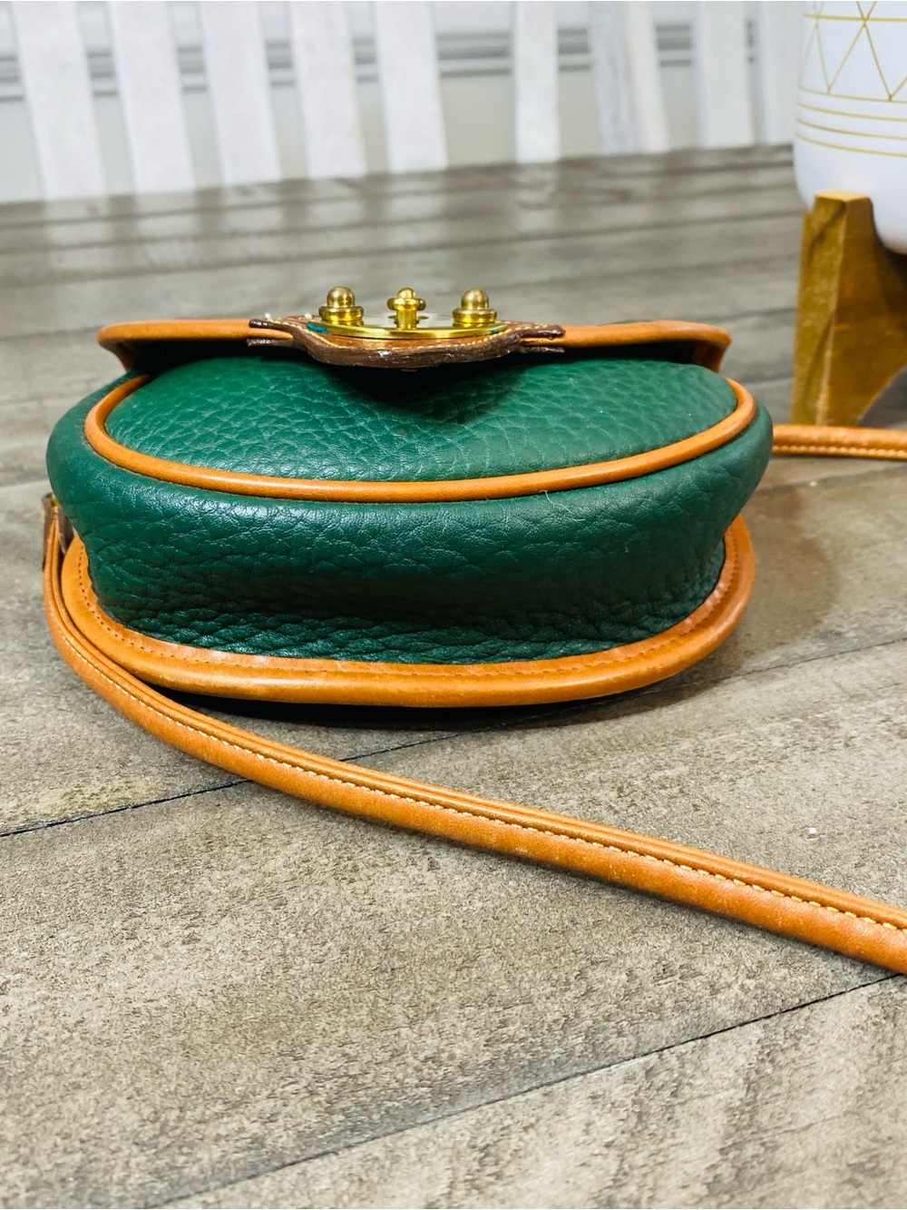 Vintage Dooney & Bourke AWL Ivy Green Leather Mini Cavalry Crossbody Belt Bag - Picture 7 of 11